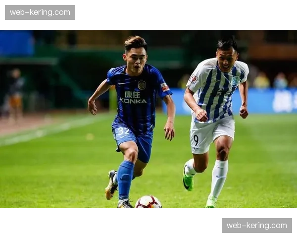 黄紫昌改踢左边后卫奇招 乔迪战术实验提升玉昆边路活力