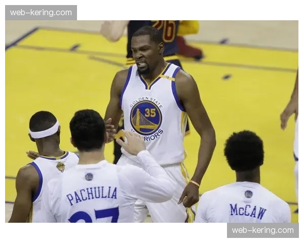 骑士利用失误得分联盟第十一:防守压迫转换进攻效率分析